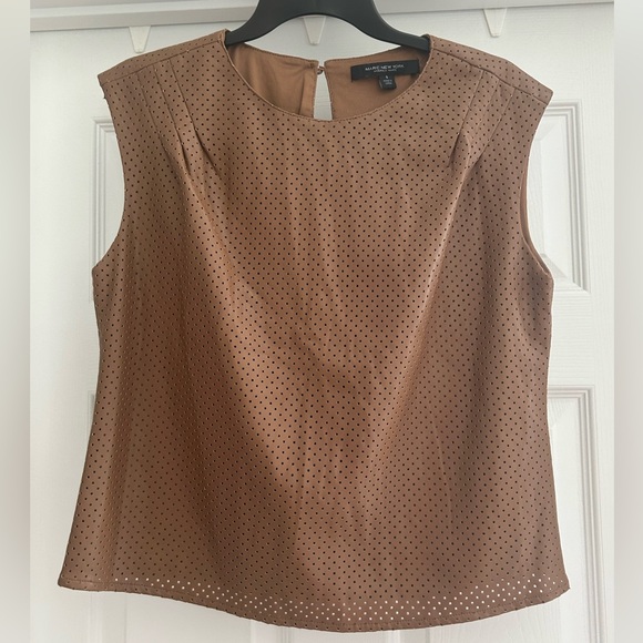Marc Jacobs of New York Perforated Faux Leather Sleeveless Top Size S - Picture 1 of 6